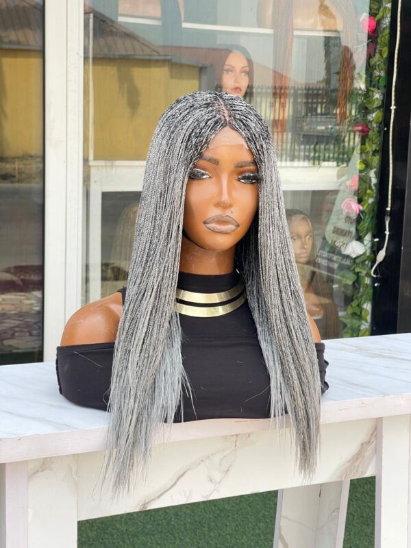 Closure Micro Twist Wig